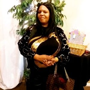 Meet your Posher, Trina